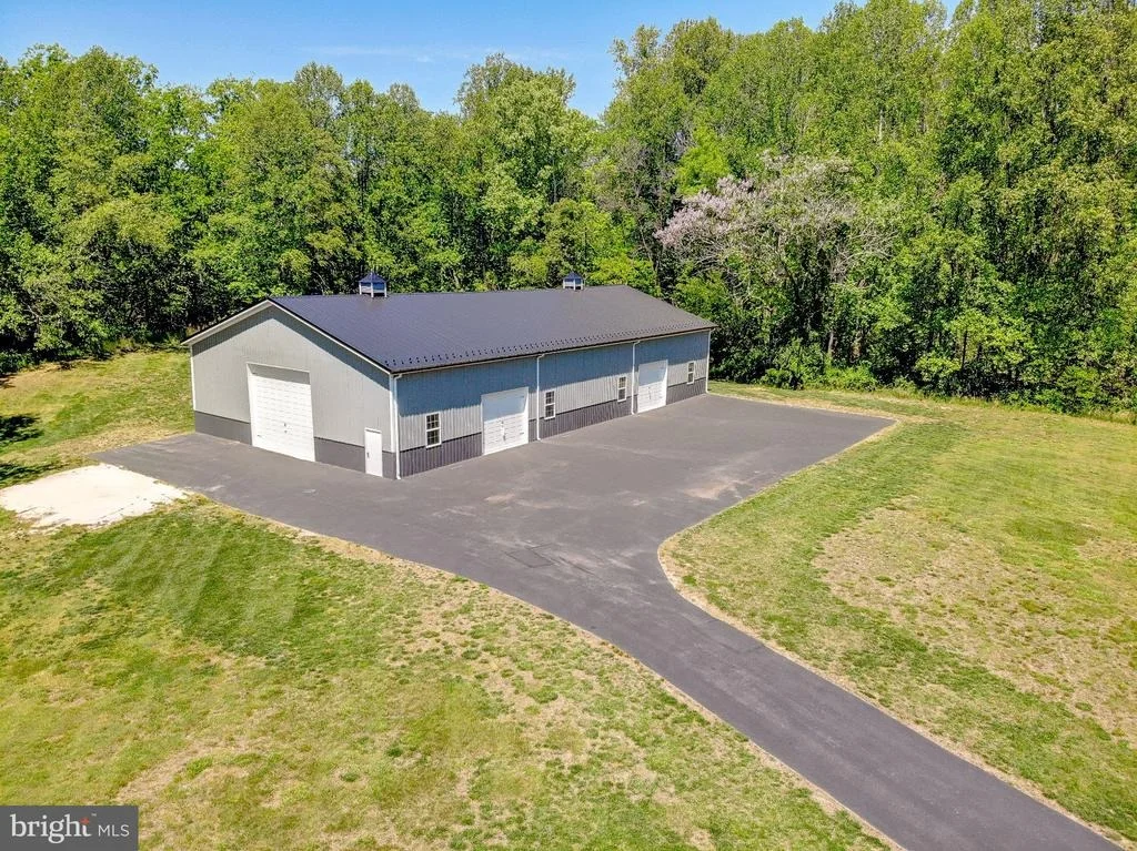 Photo of 2393 GARRITY ROAD