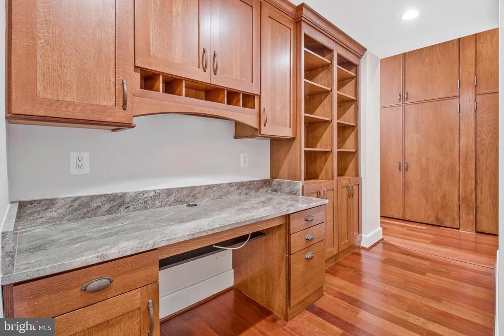 Photo of 1753 ARMY NAVY DRIVE