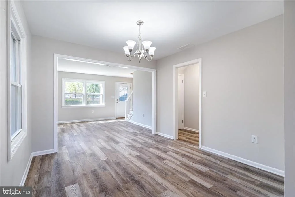 Photo of 704 TRAIL AVE