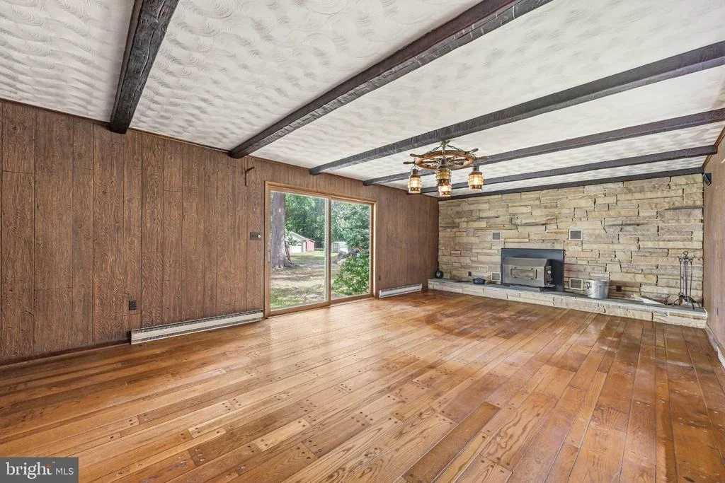 Photo of 4891 IDLEWILDE ROAD
