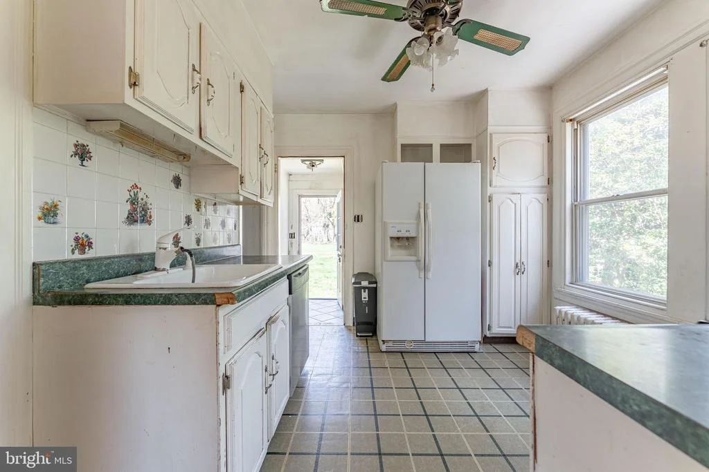 Photo of 537 RED FOX LANE