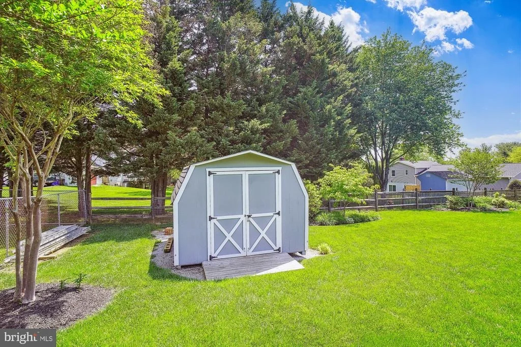 Photo of 24824 SHOWBARN CIRCLE