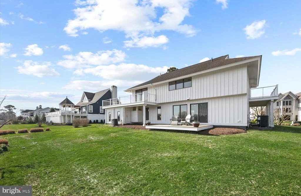 Photo of 128 WEST SIDE DRIVE