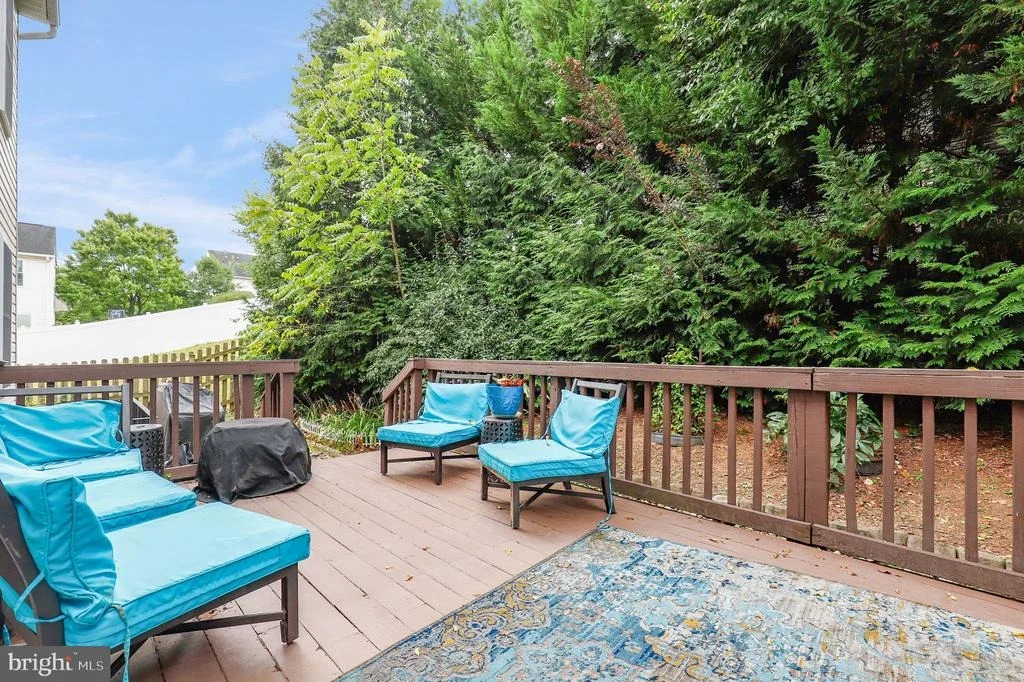 Photo of 6405 IVY SPRING ROAD