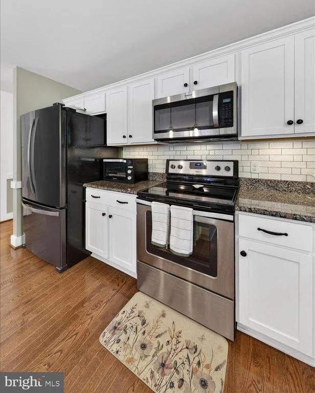 Photo of 844 MANCHESTER ROAD
