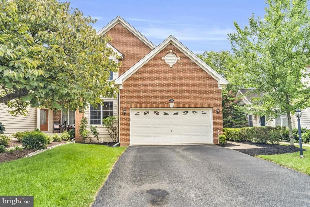 Photo of 42985 PASCALE TERRACE