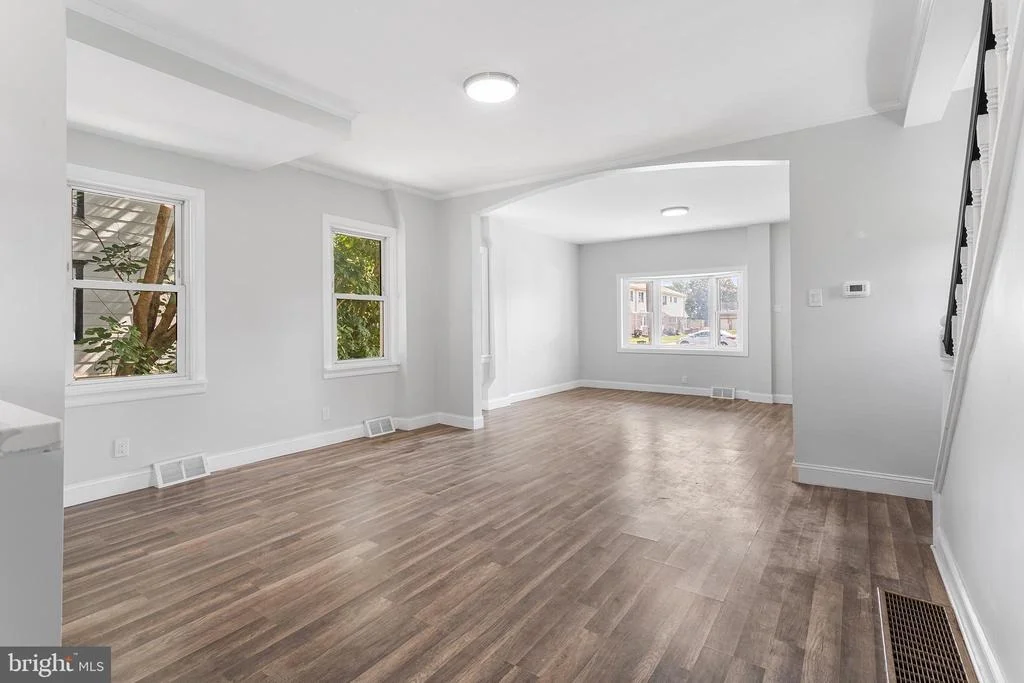 Photo of 623 W 3RD STREET W