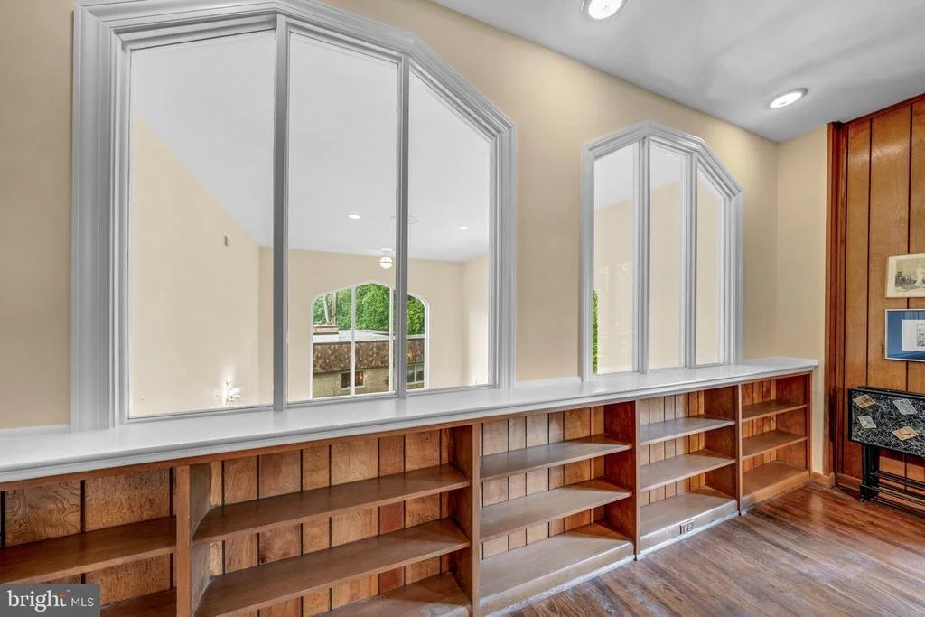 Photo of 1502 HIGHWOOD DRIVE