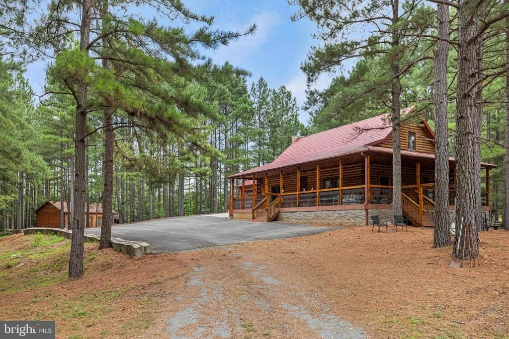 Photo of 362 DELL PERKINS ROAD