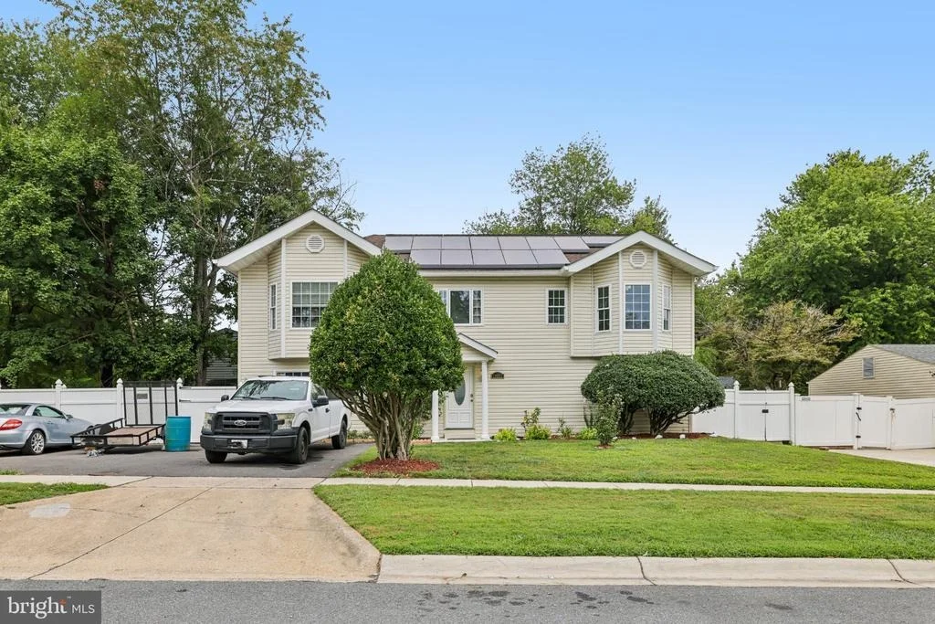 Photo of 19069 STALEYBRIDGE ROAD