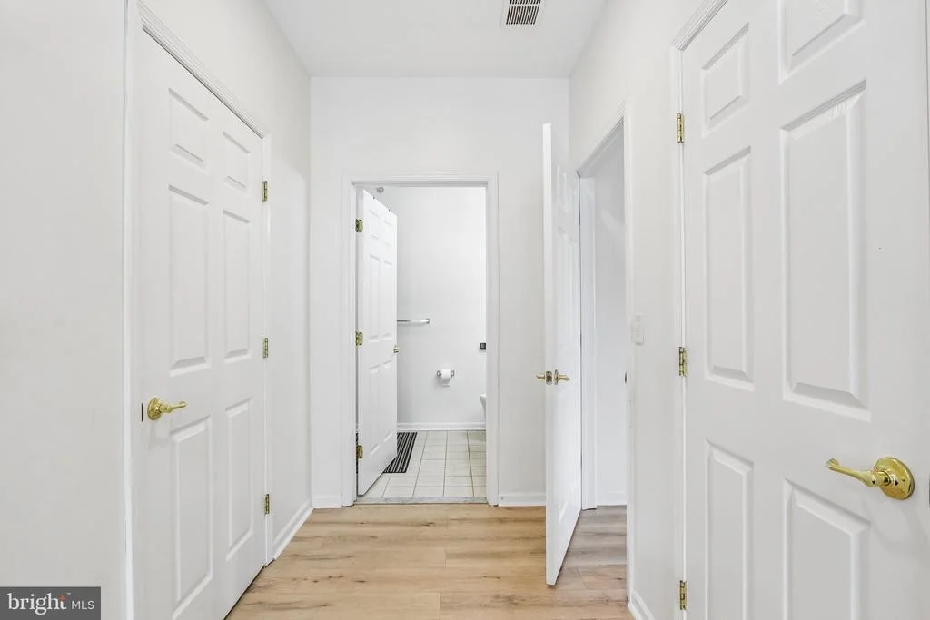 Photo of 121 KYLE WAY