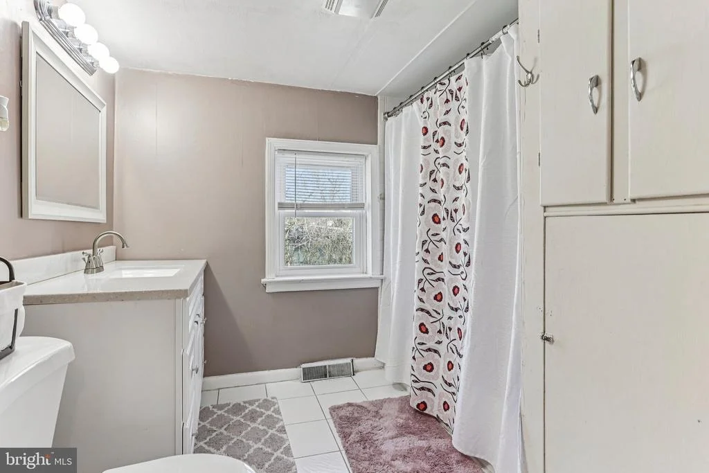 Photo of 36 BROWNING AVENUE