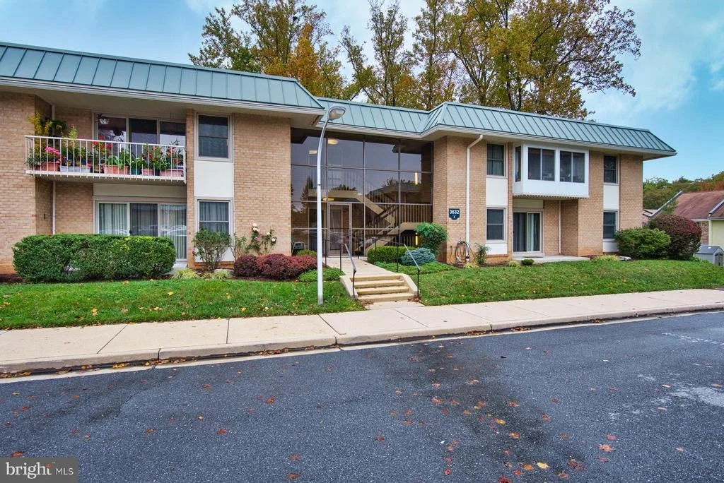 Photo of Unit 82F at 3632 GLENEAGLES DRIVE