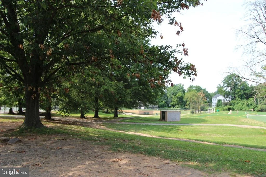 Photo of 1626 LINWAY PARK DRIVE