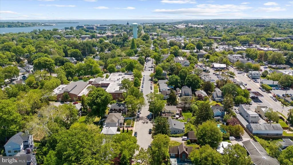 Photo of 302 ANNAPOLIS STREET