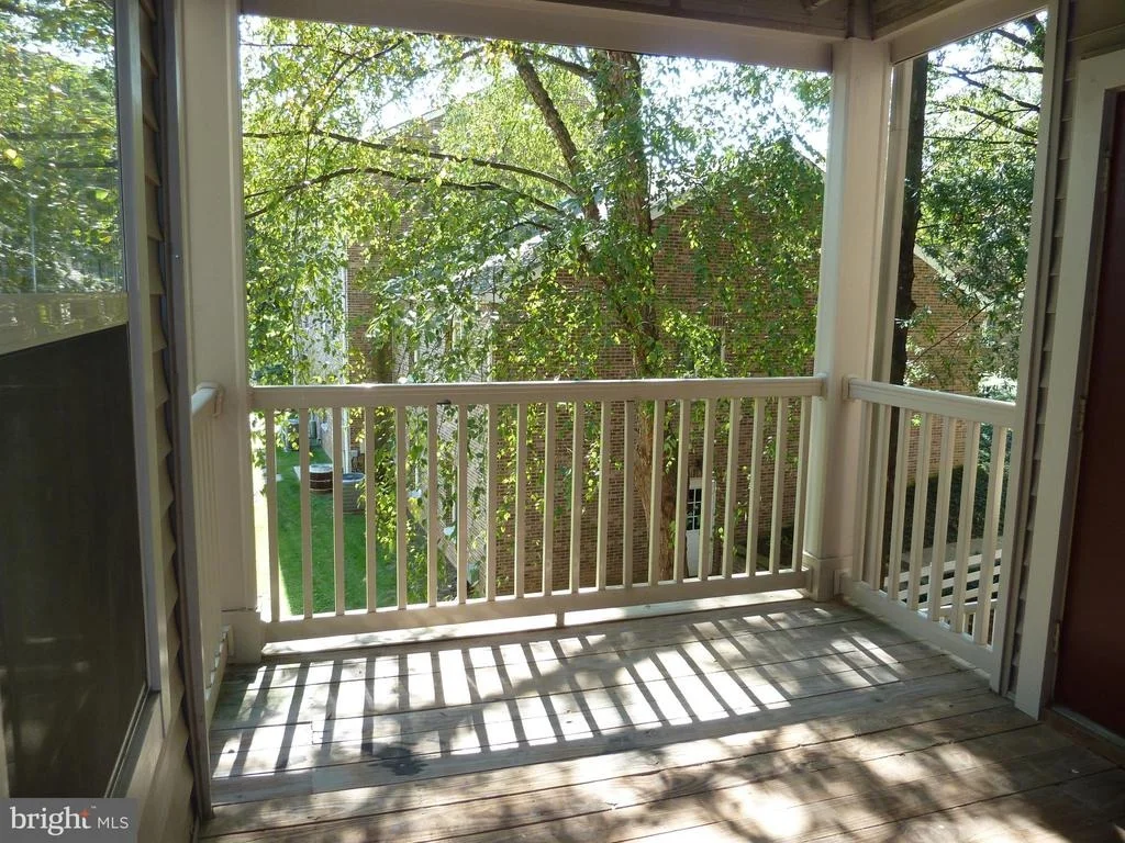 Photo of Unit D at 1707 ASCOT WAY