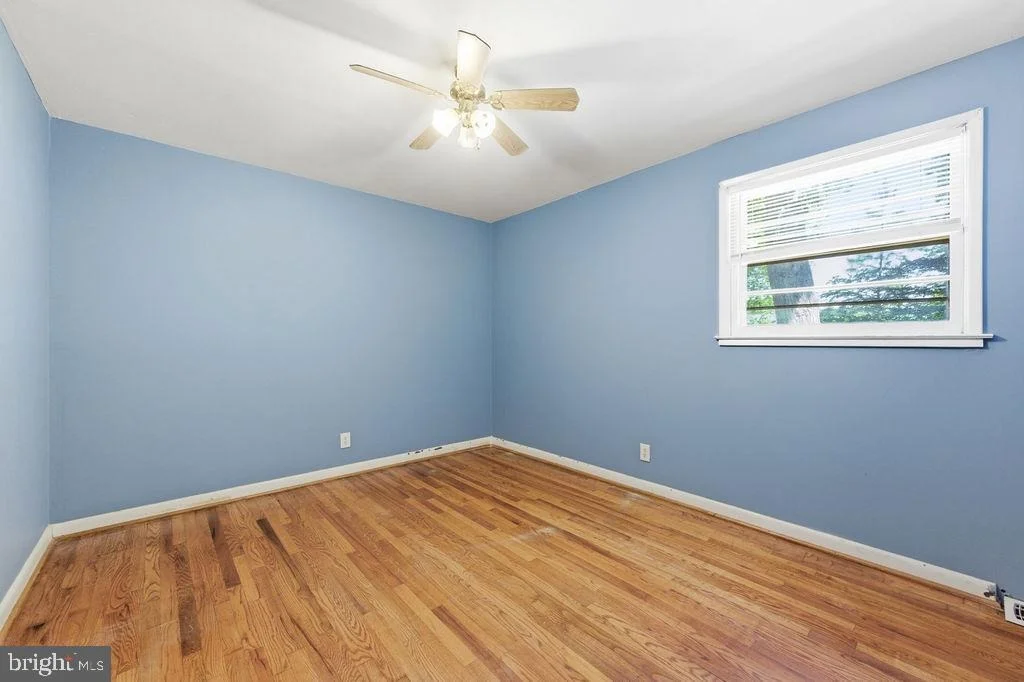 Photo of 9516 PARK AVENUE
