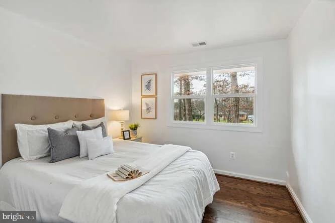 Photo of 18805 MUNCASTER ROAD