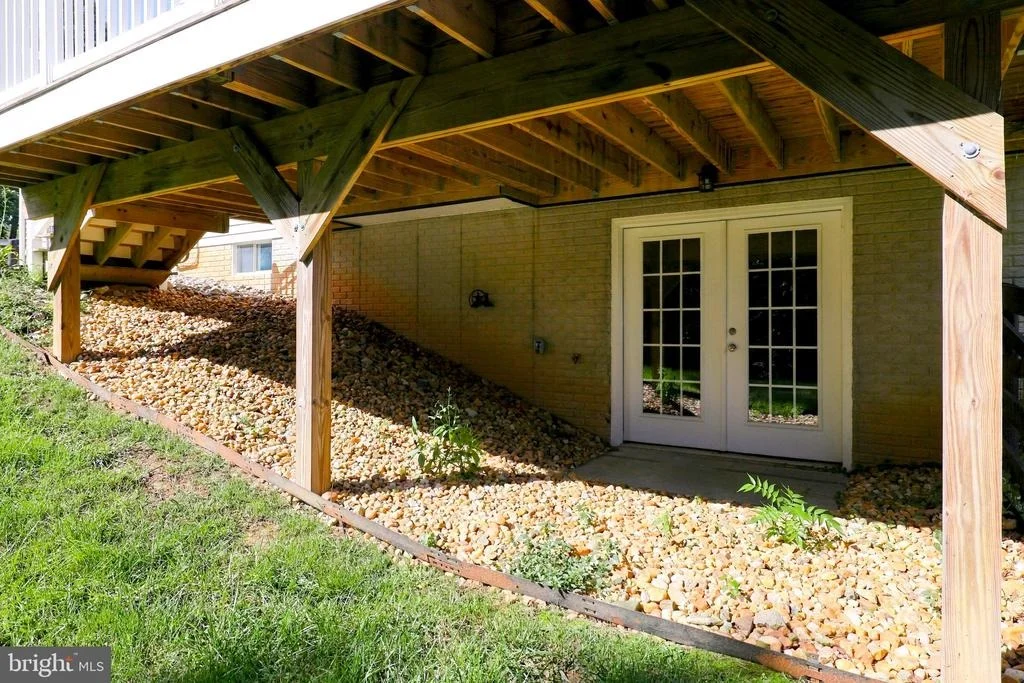 Photo of 7135 LEEDS MANOR ROAD