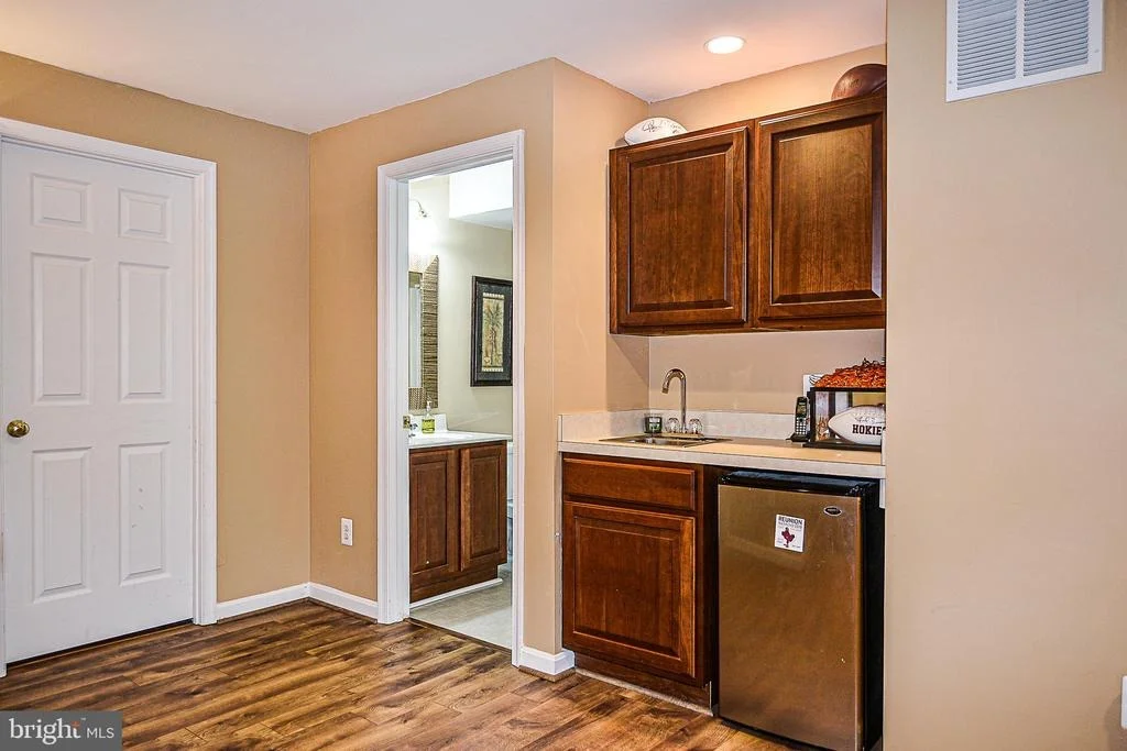 Photo of 26139 MURREY DRIVE