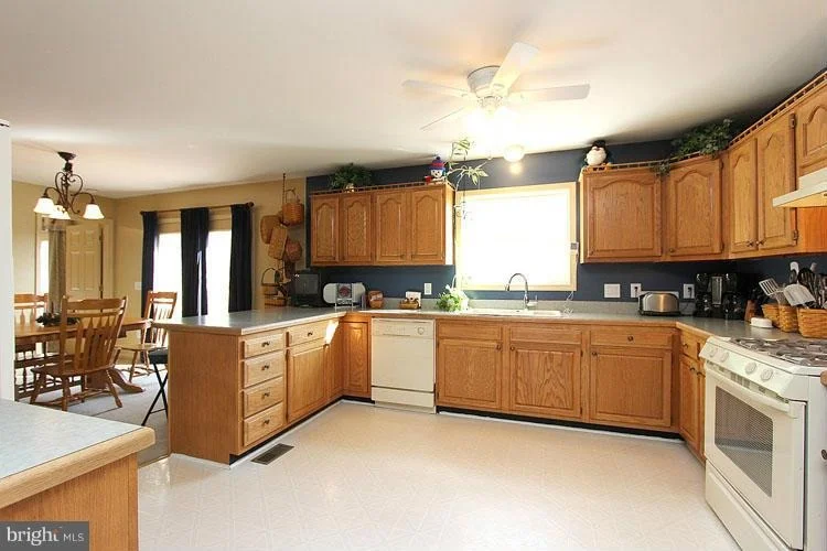 Photo of 10665 HARDING ROAD