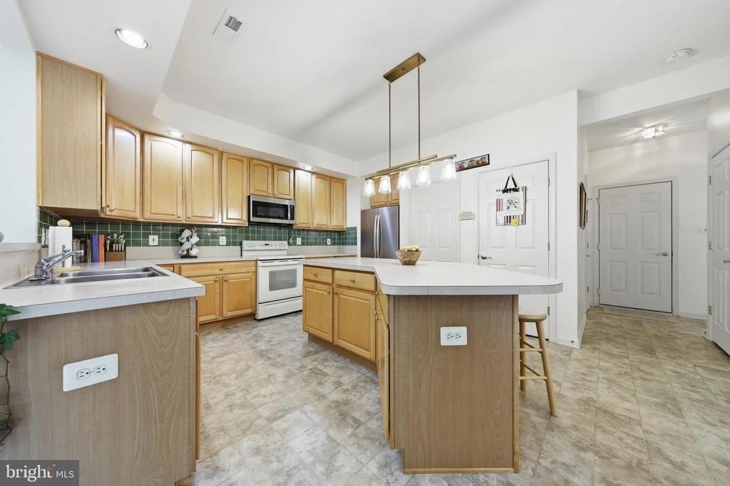 Photo of 3934 SWEET BRIAR LANE