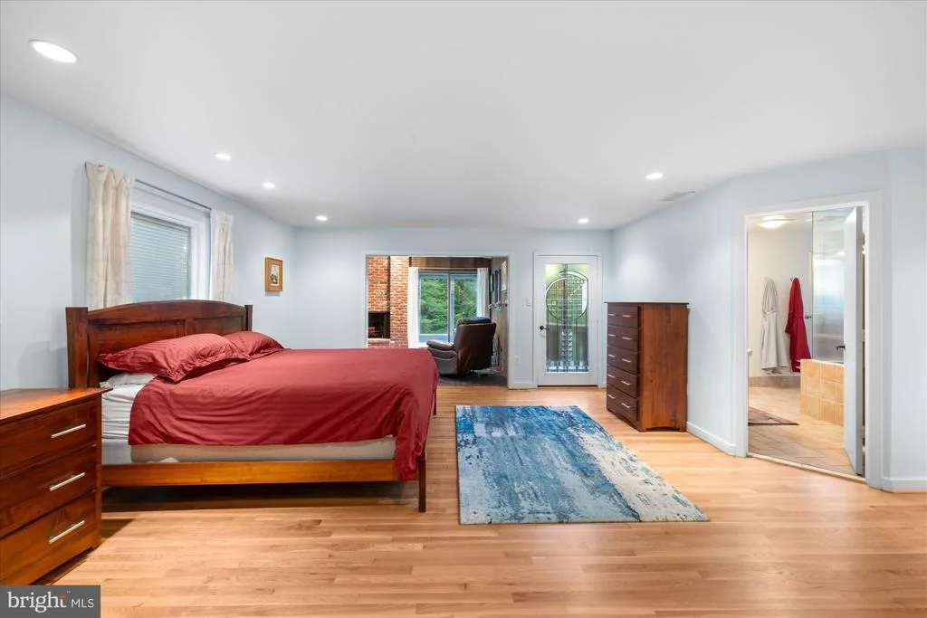 Photo of 6952 DUNCRAIG COURT