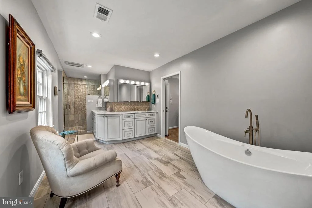 Photo of 7018 GREEN OAK DRIVE
