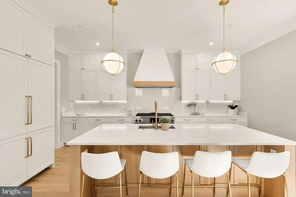 Photo of 9508 FOREST ROAD
