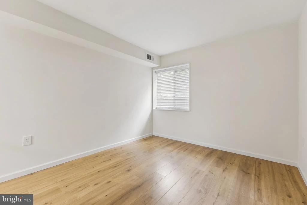 Photo of Unit APT1A at 1554 NORTHGATE SQUARE