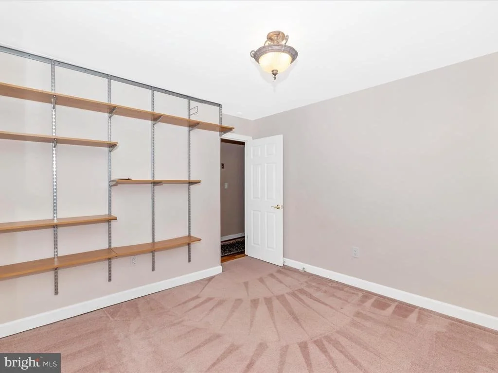 Photo of 6119 DAVIS ROAD