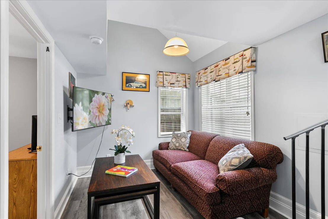Photo of 16 DELAWARE AVENUE