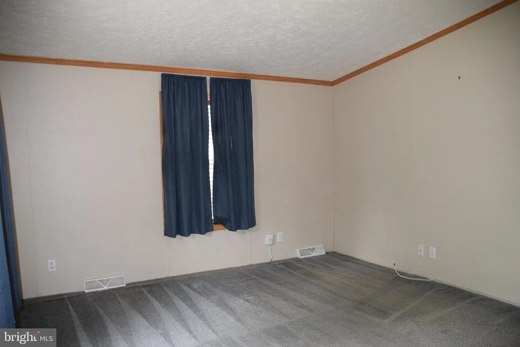 Photo of 112 COUGAR CIRCLE