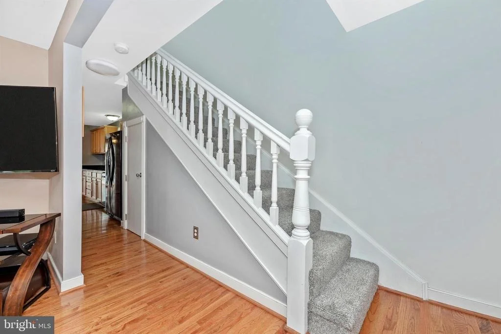 Photo of 1 E E STREET