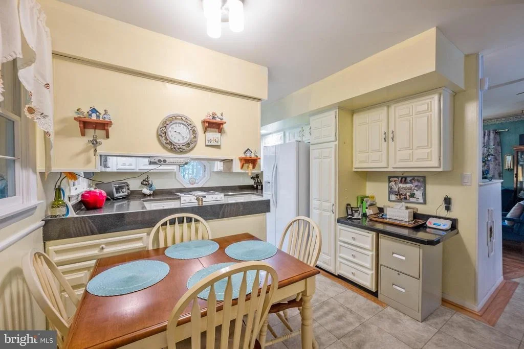Photo of 932 WESTERN CHAPEL ROAD