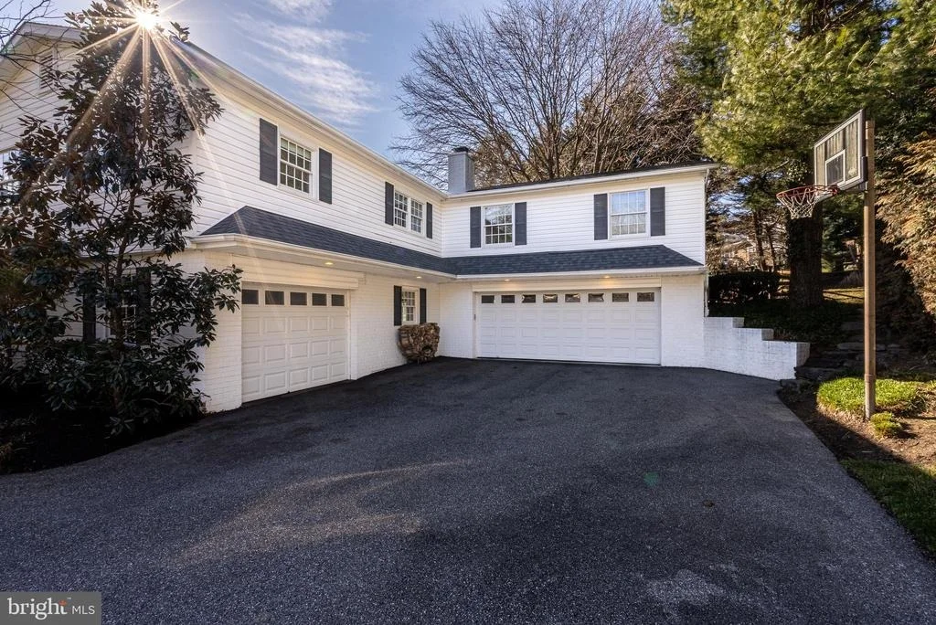 Photo of 2510 JONATHAN ROAD