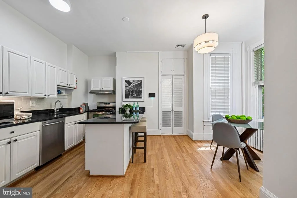 Photo of 123 7TH STREET NE