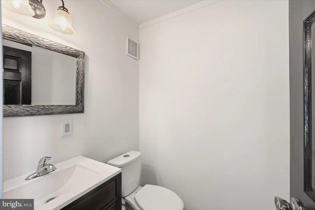 Photo of 102 ROMNEY PLACE