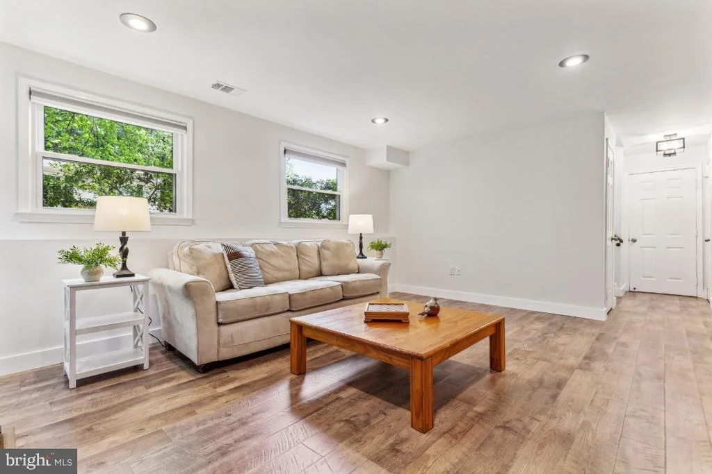 Photo of 9246 ROCKEFELLER LANE