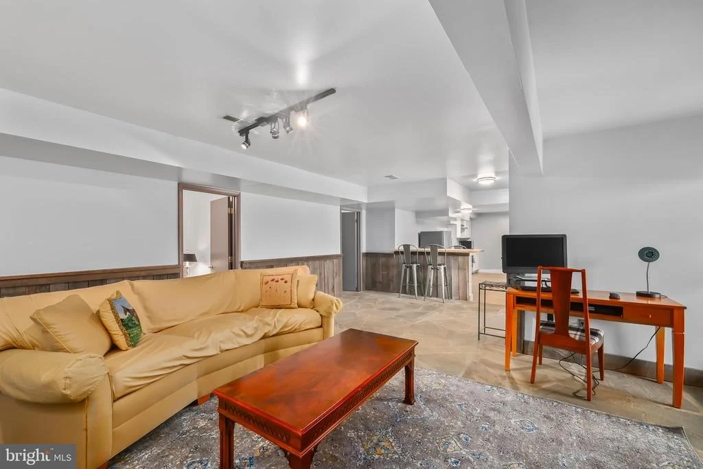 Photo of 9393 BRIAR LANE