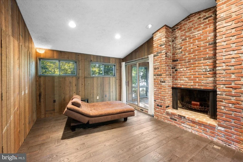 Photo of 6952 DUNCRAIG COURT