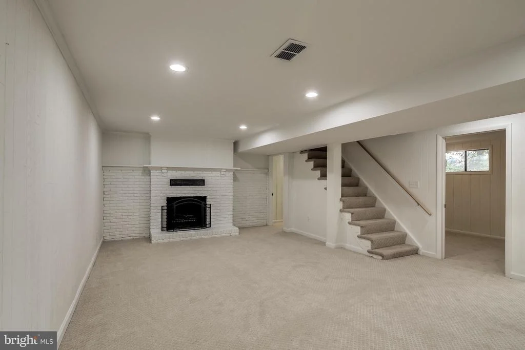 Photo of 2802 MONTCLAIR DRIVE