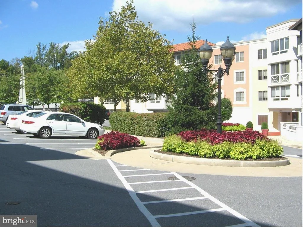 Photo of Unit 307 at 14800 PENNFIELD CIRCLE