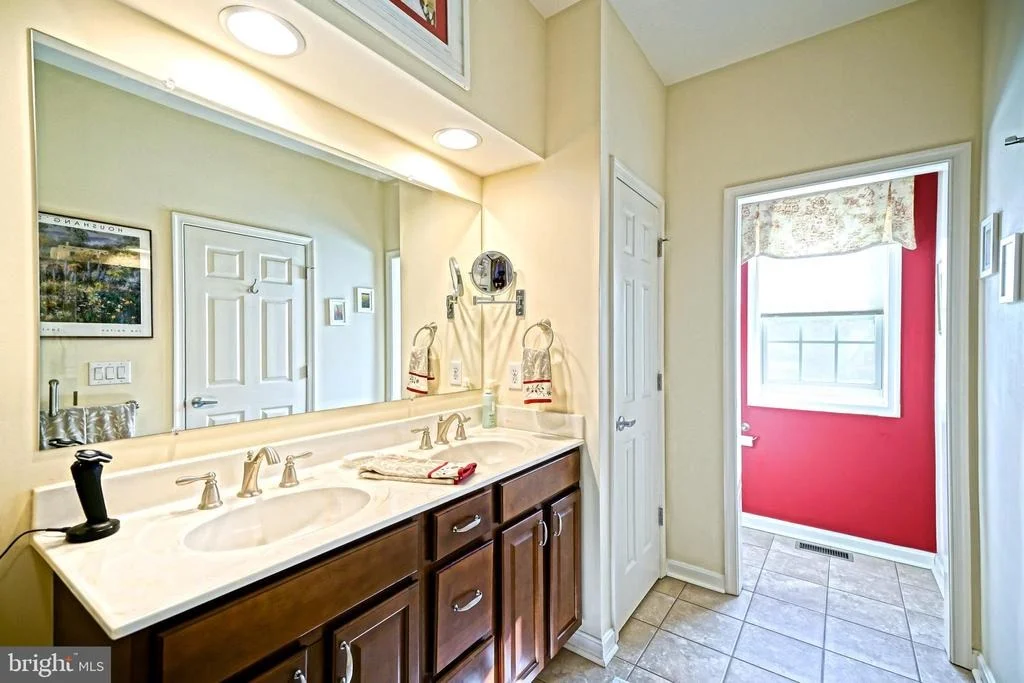 Photo of 16402 WINDING RIVER DRIVE