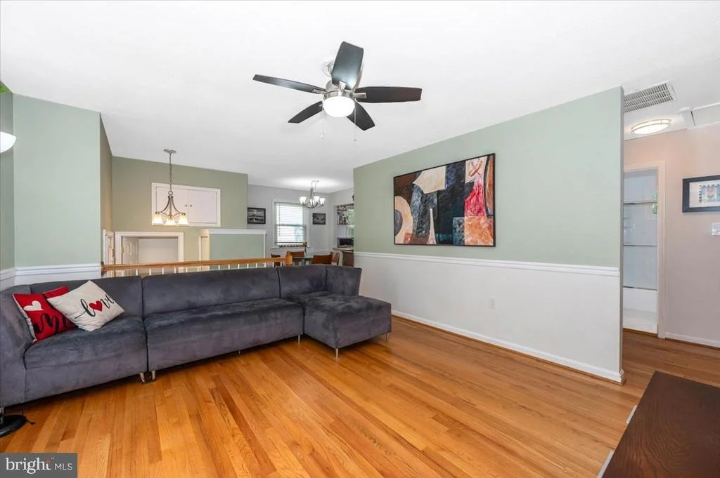 Photo of 10113 DAY AVENUE
