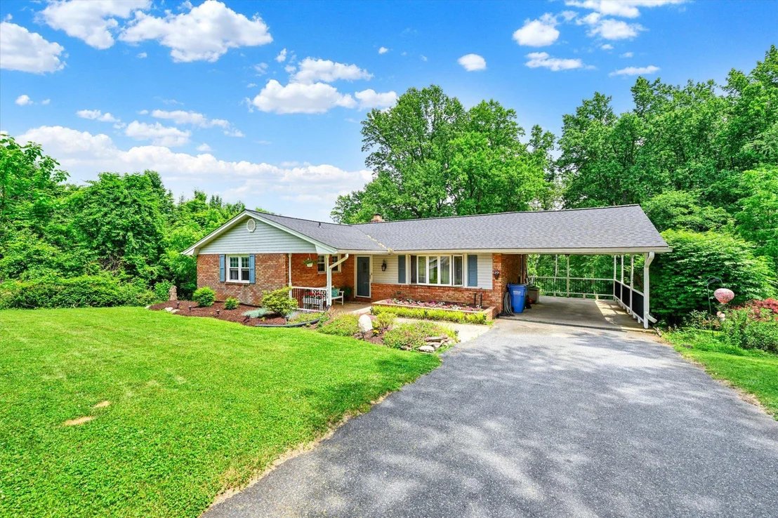 Photo of 1309 MILL CREEK ROAD