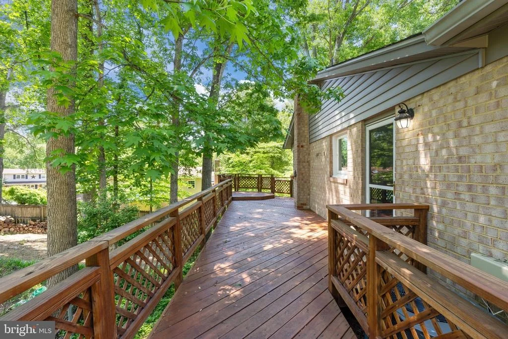 Photo of 6604 GREY FOX DRIVE