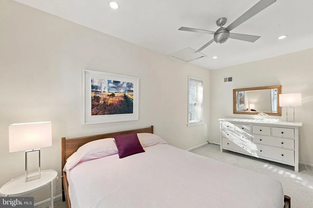 Photo of 616 PICKFORD PLACE NE