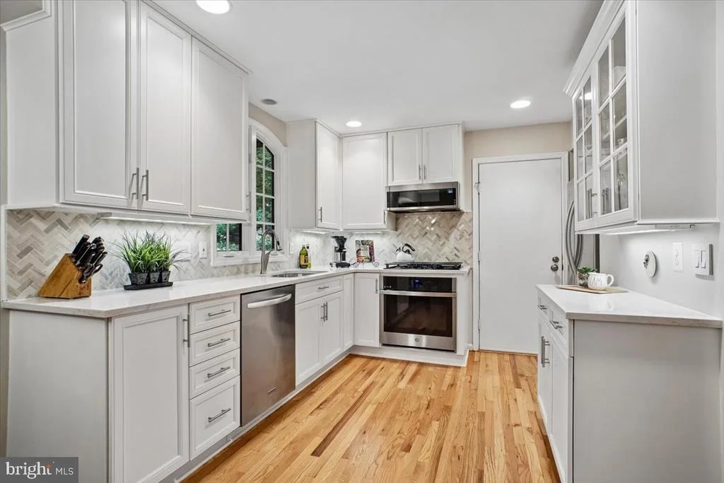 Photo of 4915 SHADOW VALLEY DRIVE