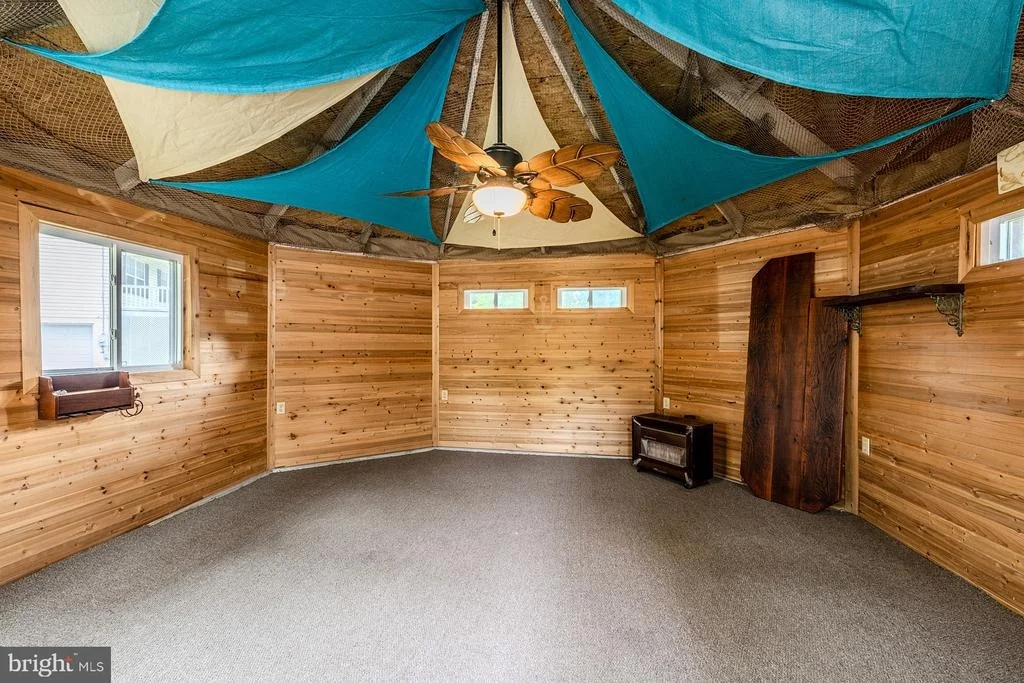 Photo of 857 BIFROST WAY